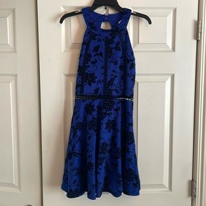 Women’s blue and black floral mini dress, size 5